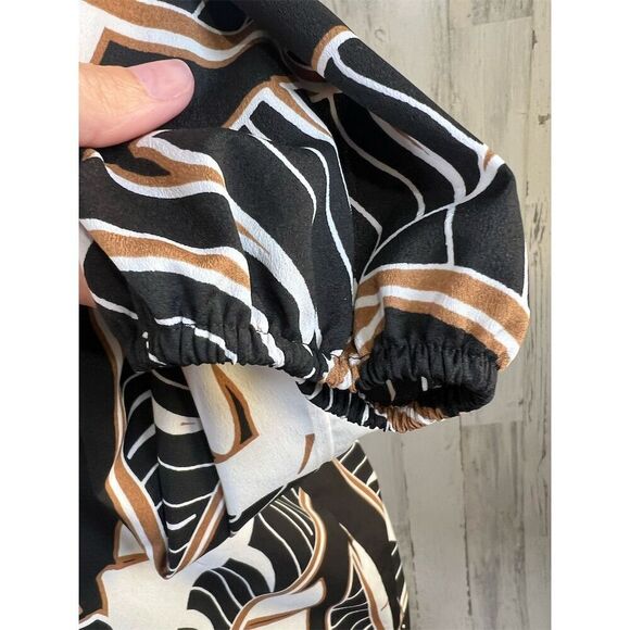 Chico’s Size 1 (US M) Off-Shoulder Long-Sleeve Top Black White Leaf - Picture 8 of 9